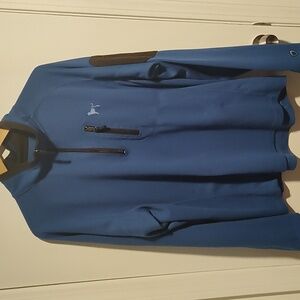 Black dog 1/4 zip sweatshirt